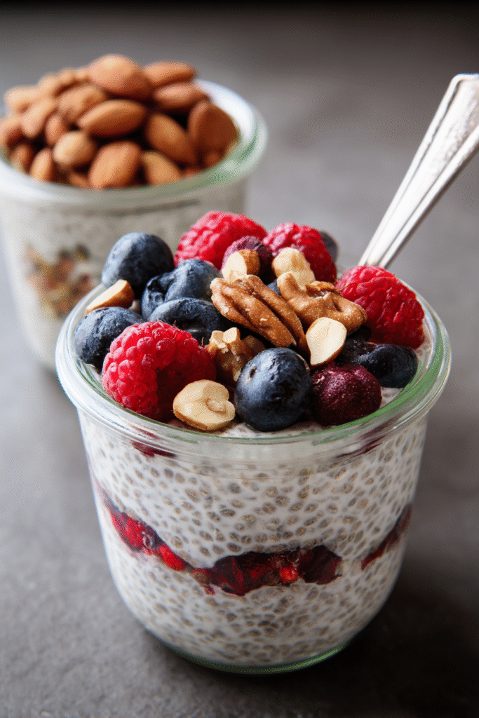 Chia Pudding Protein Recipe That’s Simple, Satisfying, and Meal Prep–Friendly 6 chia pudding protein ingredients layout